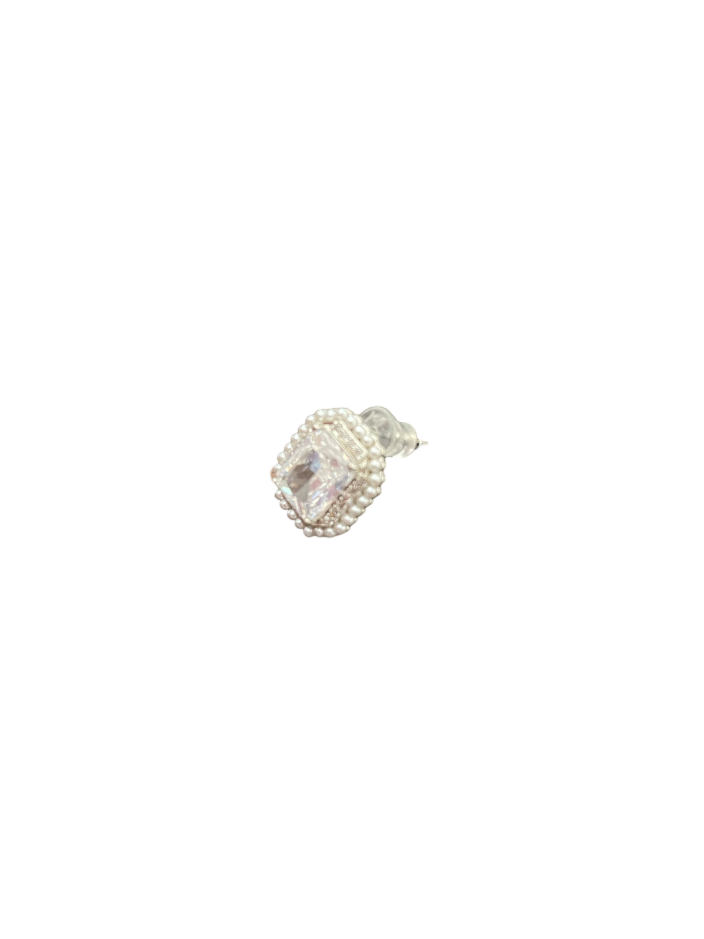 Arete cristal rectangular con mini perlas oro laminado blanco